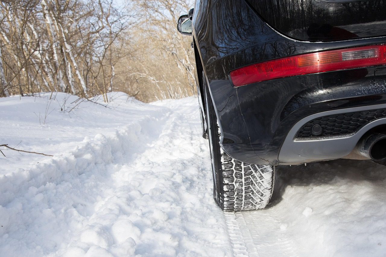 Wisconsin Officials Urge Drivers to Prep Their Vehicles for Winter 